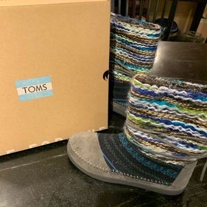 TOMS Nepal Boot 6.5 Forged Iron Grey Suede Txt Mix